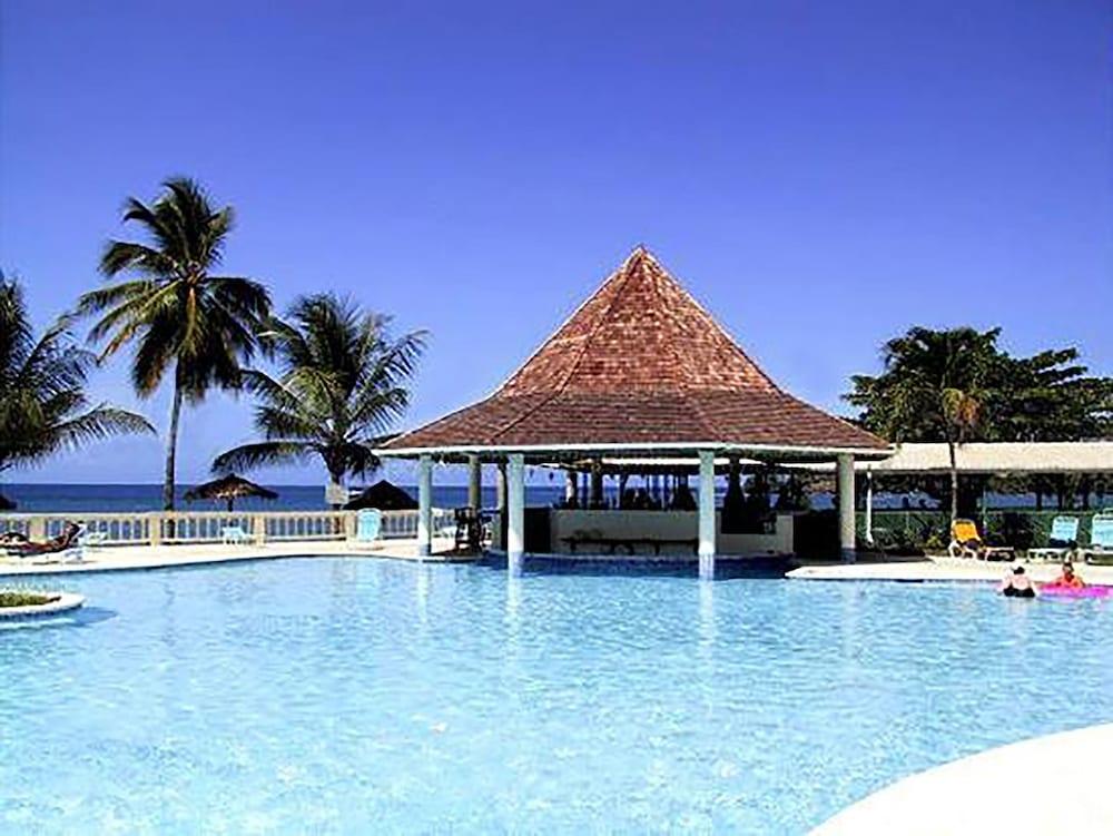 Отель Starfish Tobago Black Rock Экстерьер фото